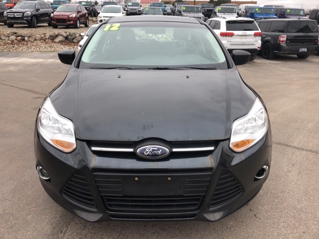 Pre Owned 2012 Ford Focus Se Fwd 4d Hatchback